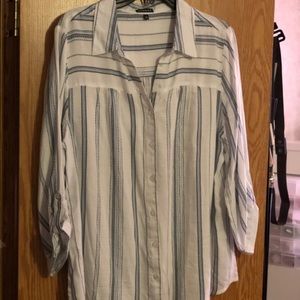 Hannah white gauzy w/blue stripes 3/4 sleeve top